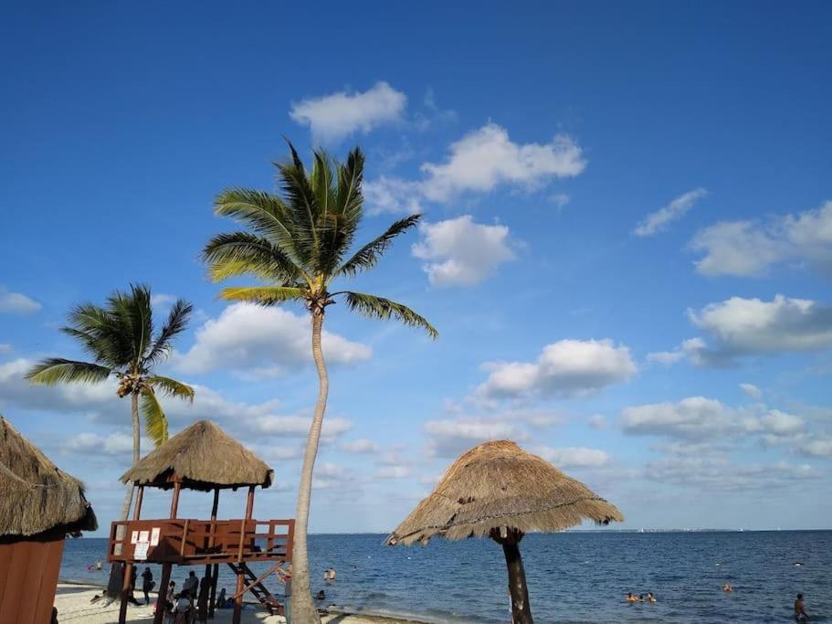 Micro Studio Perfect For Backpackers, Couples, 3 Min Drive To Playa El Nino Канкун Екстер'єр фото